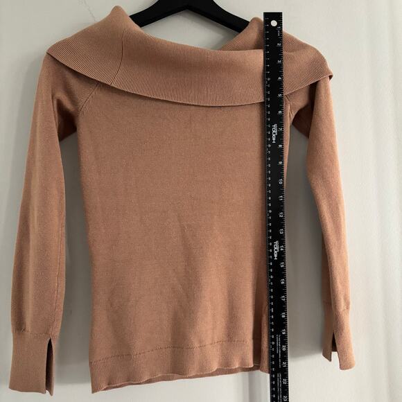 BCBG MAX AZRIA Off the Shoulder Sweater Fold Over Size Small Tan Brown - Picture 3 of 6